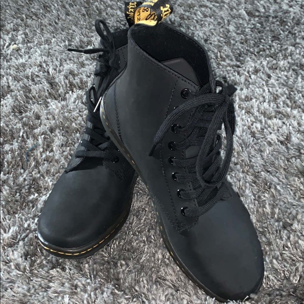 Dr.Martin Tobias size 8